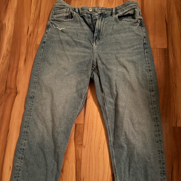 American Eagle Jeans - Picture 2 of 3